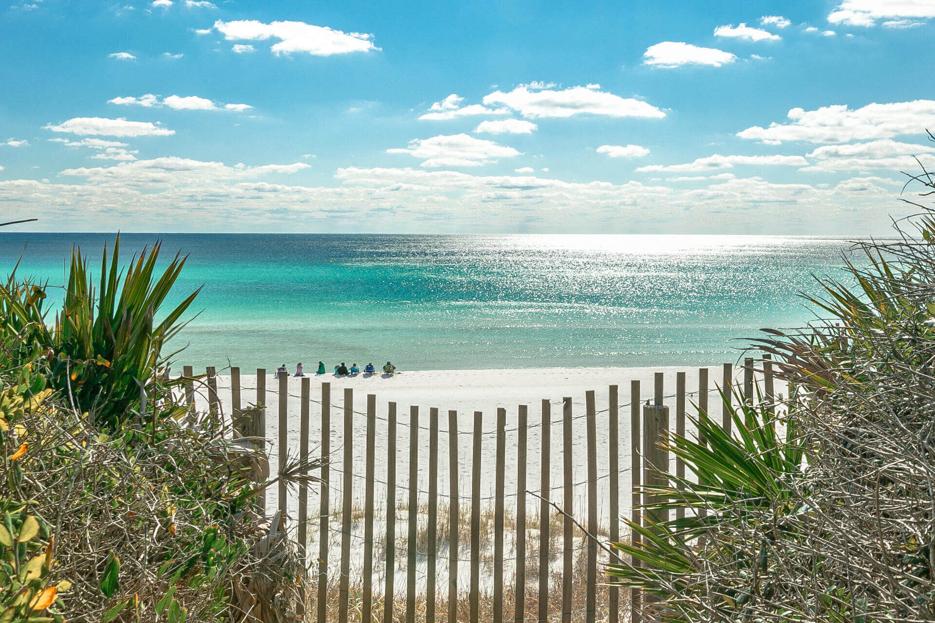 Why you should visit the Emerald Coast in the fall: